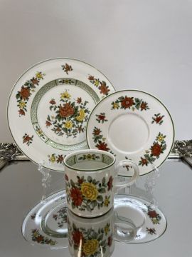 Nr Nr.215 puodelis +2 lėkštutės VILLEROY & BOCH